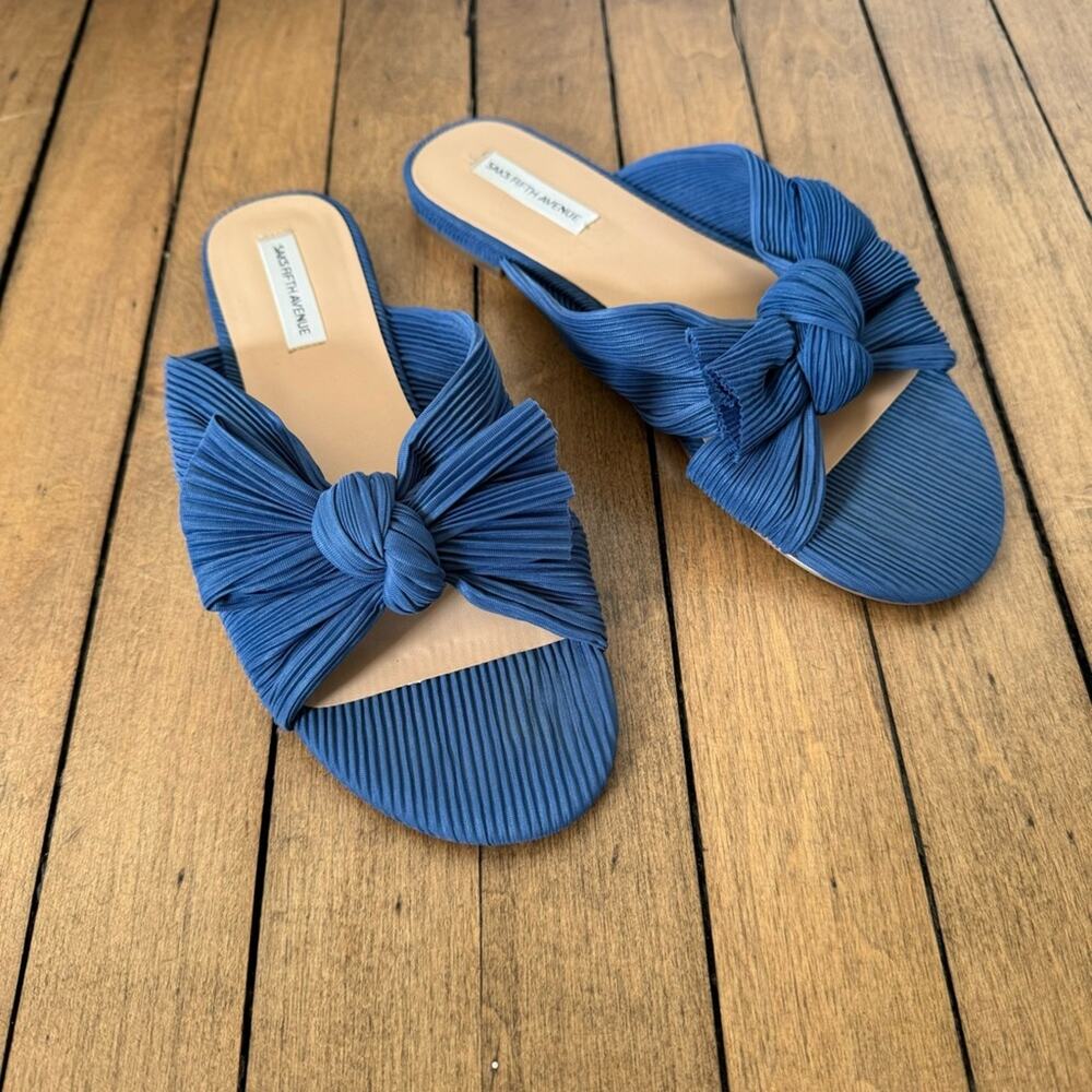 Saks Fifth Avenue Blue Pleated Bow Slides 8 / 38